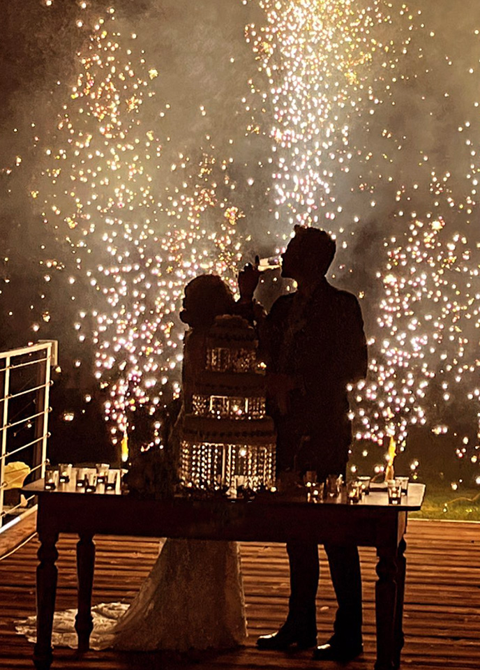 Ferri Fireworks_Allestimenti con fuochi artificiali per eventi indimenticabili e spettacolari